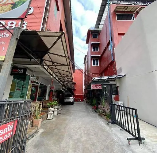 Ratanawong Place 815